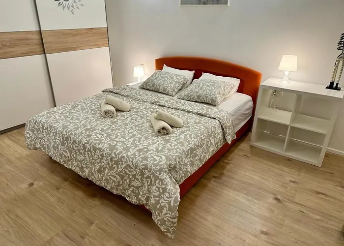 Santo Charming In Old Town Of *